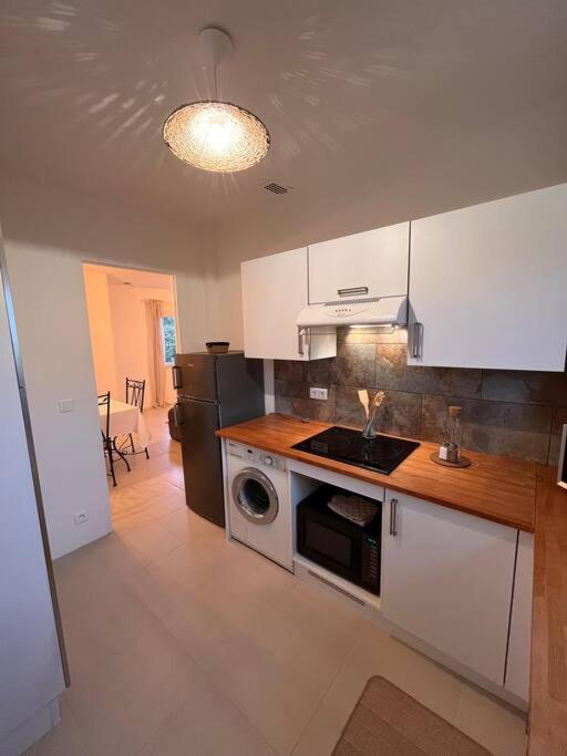 Grand Appartement 3 Chambres A 300M De La Plage Sainte-Maxime Exteriör bild