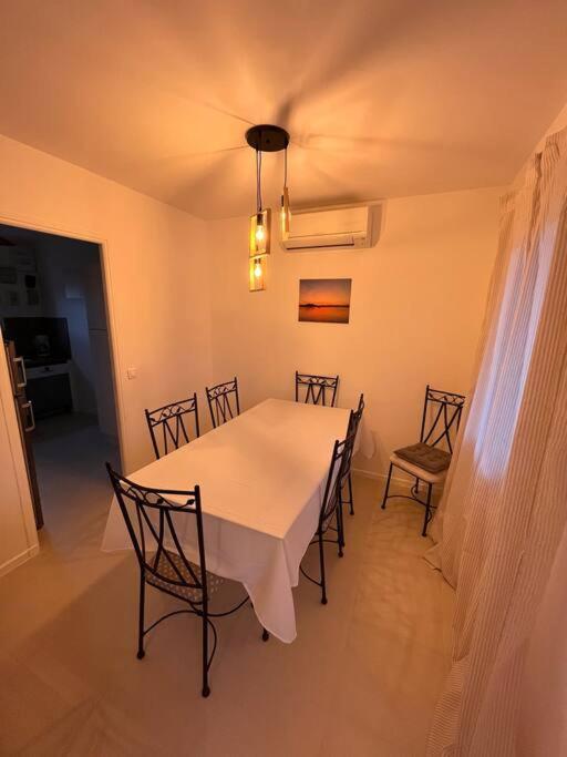 Grand Appartement 3 Chambres A 300M De La Plage Sainte-Maxime Exteriör bild