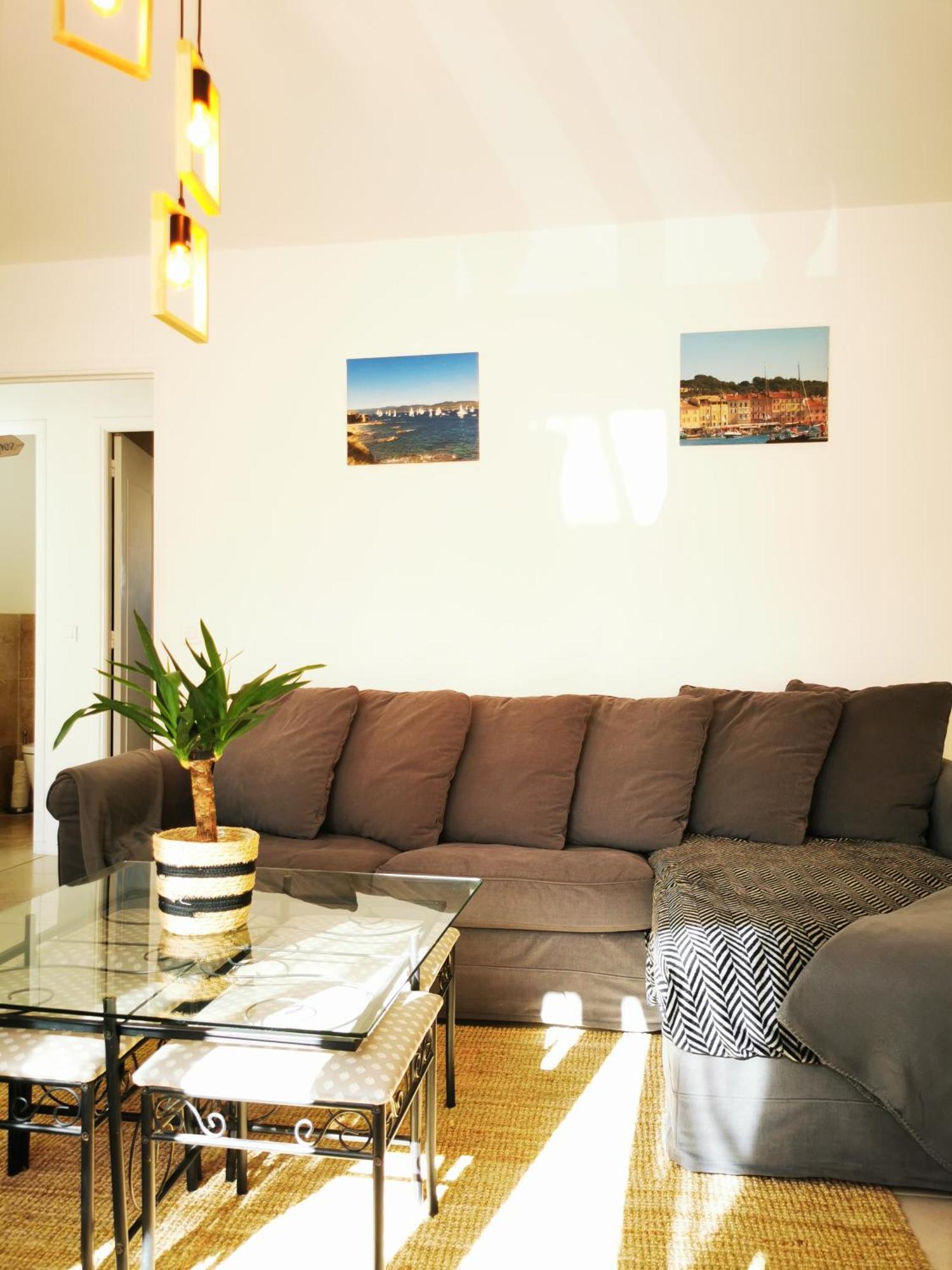 Grand Appartement 3 Chambres A 300M De La Plage Sainte-Maxime Exteriör bild